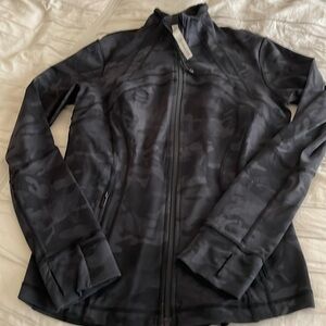 Lululemon women’s track jacket black camo